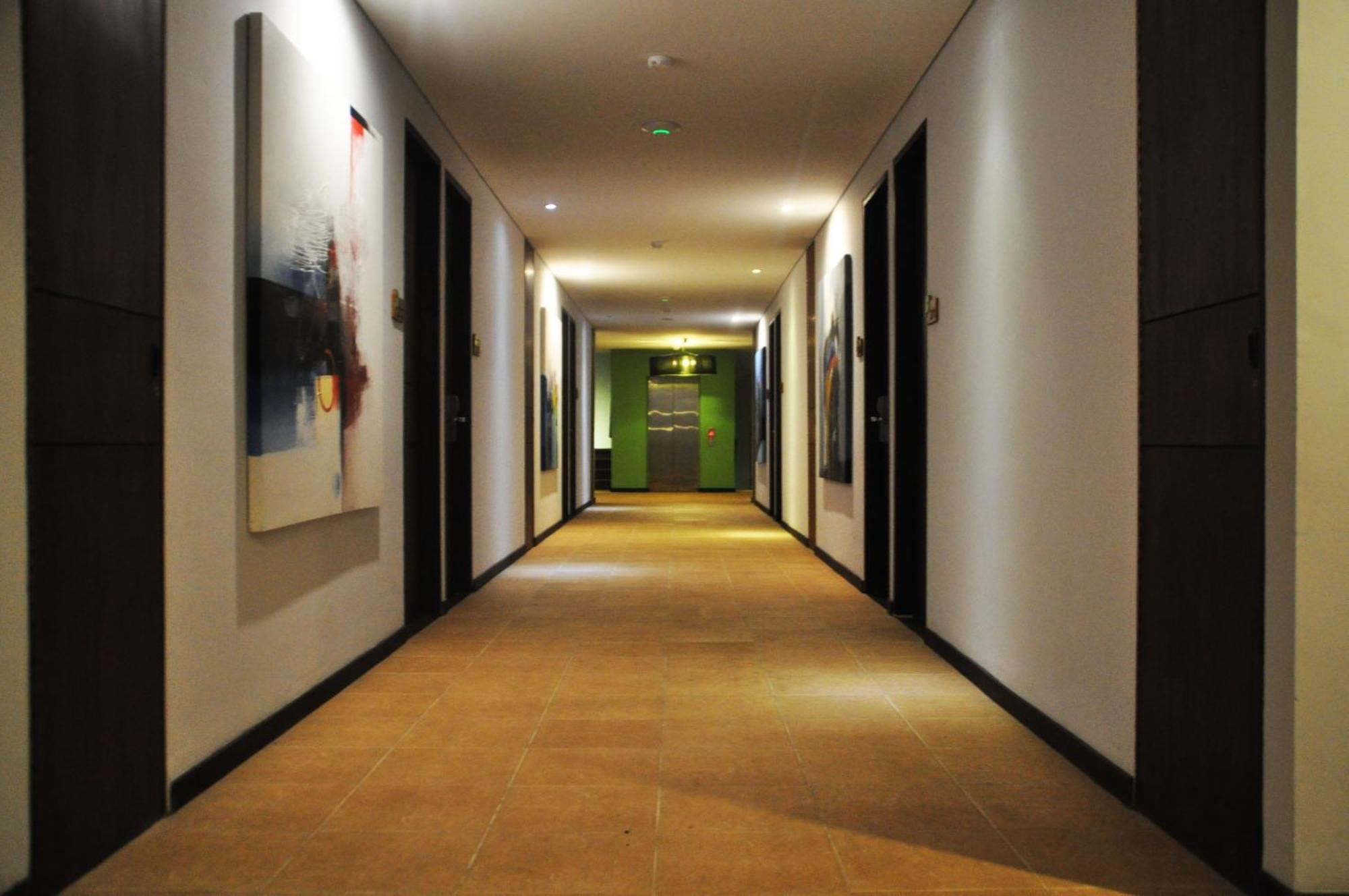 Praja Hotel Denpasar  Luaran gambar