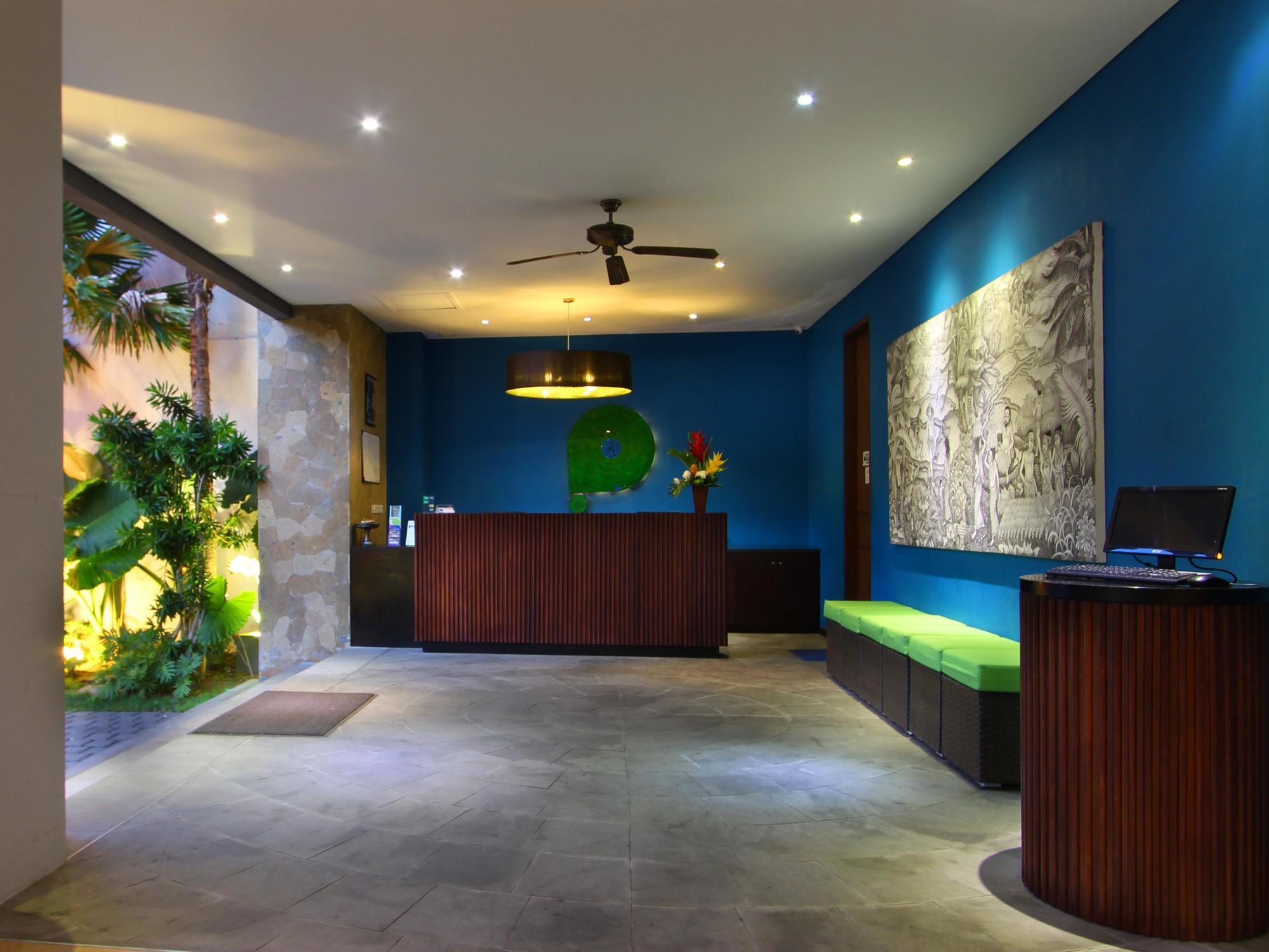 Praja Hotel Denpasar  Luaran gambar