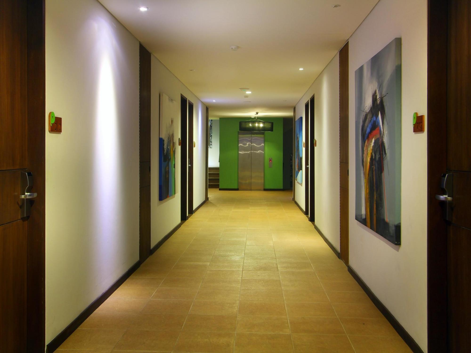 Praja Hotel Denpasar  Luaran gambar