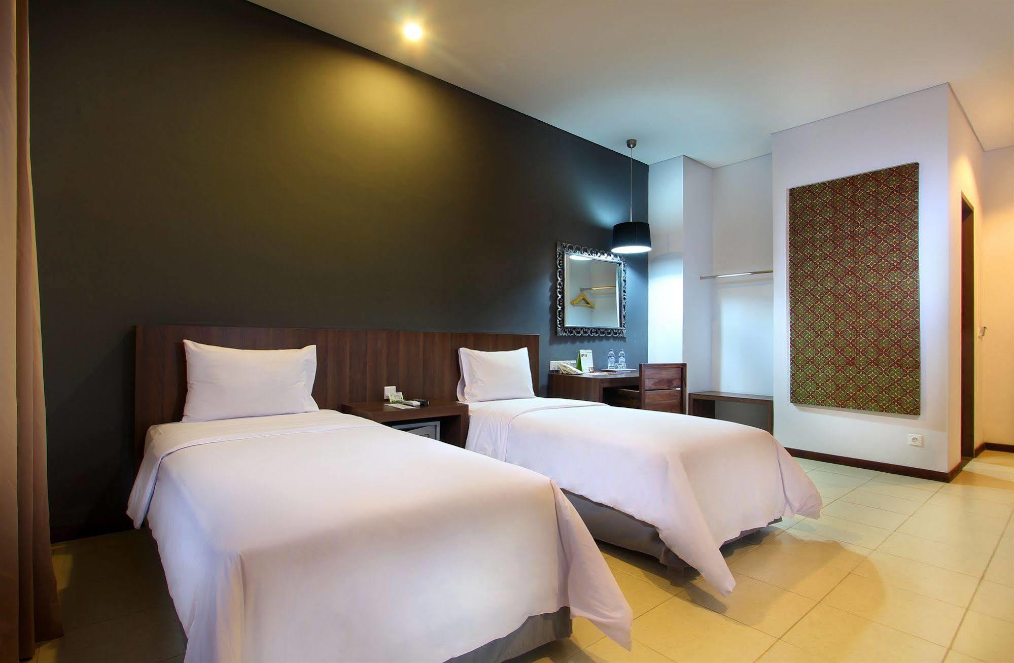 Praja Hotel Denpasar  Luaran gambar