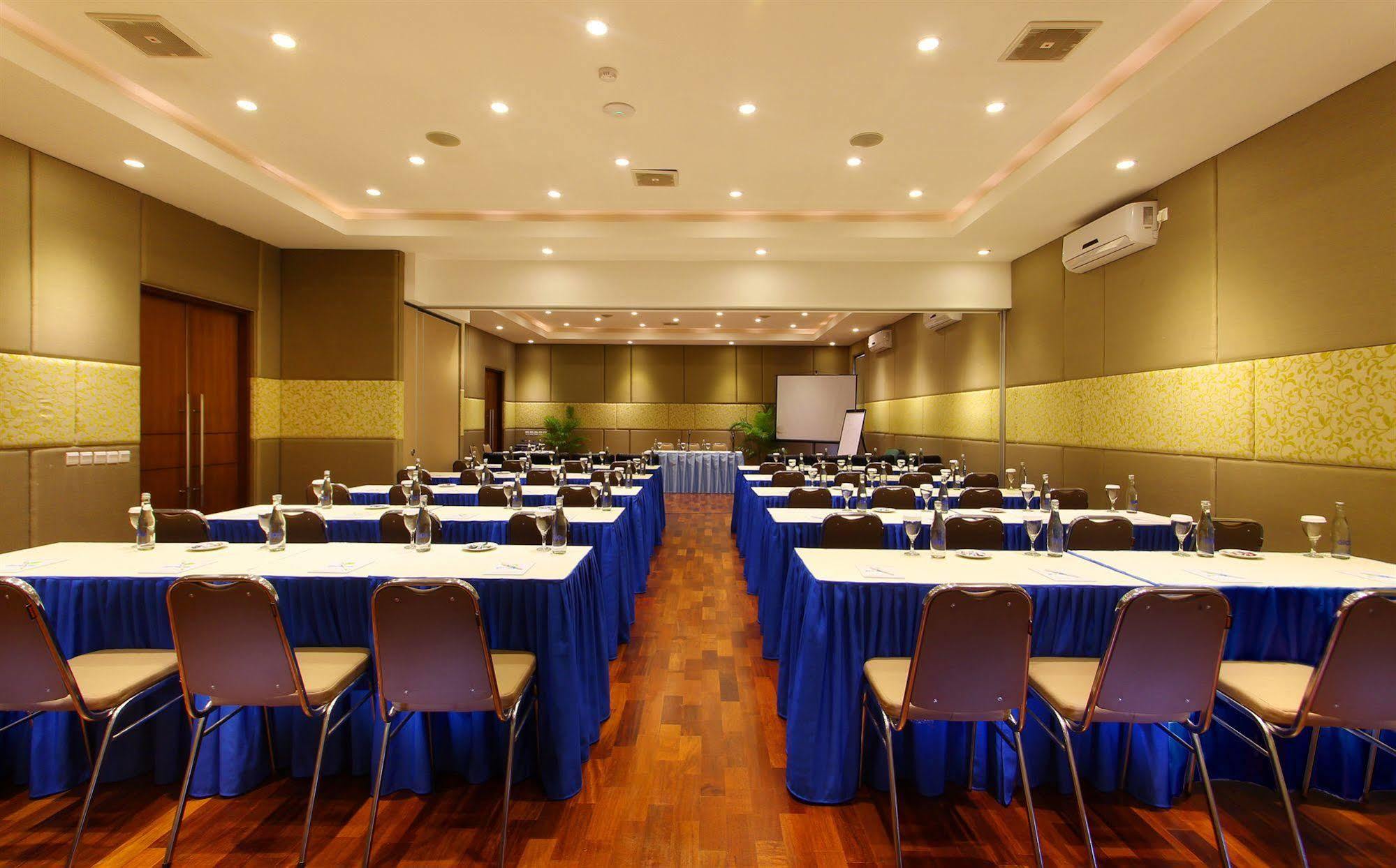 Praja Hotel Denpasar  Luaran gambar